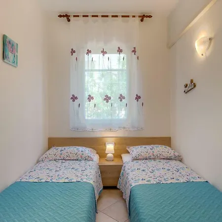 Laurea & Casia * プーラ