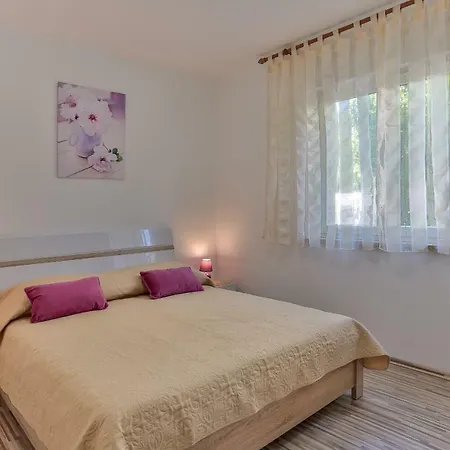 Apartament Laurea & Casia Pula